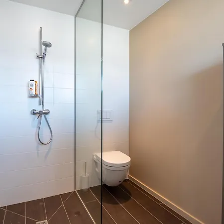 Renovated Charm & Sunny Terrace, Perfect For 2 *